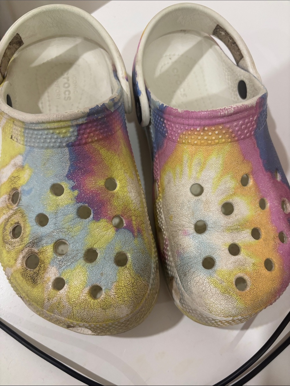 CROCS Kids Tie-Dye Clogs in Yellow Blue Pink